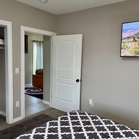 Nice And Cozy Whole House 25Min To Niagara Falls Buffalo Eksteriør billede